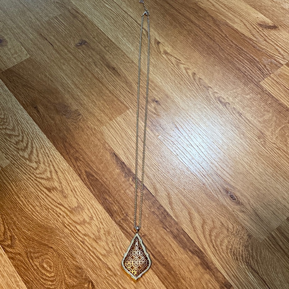 Kendra scott gold tone chain signature Kendra Scott pendant silver and gold tone